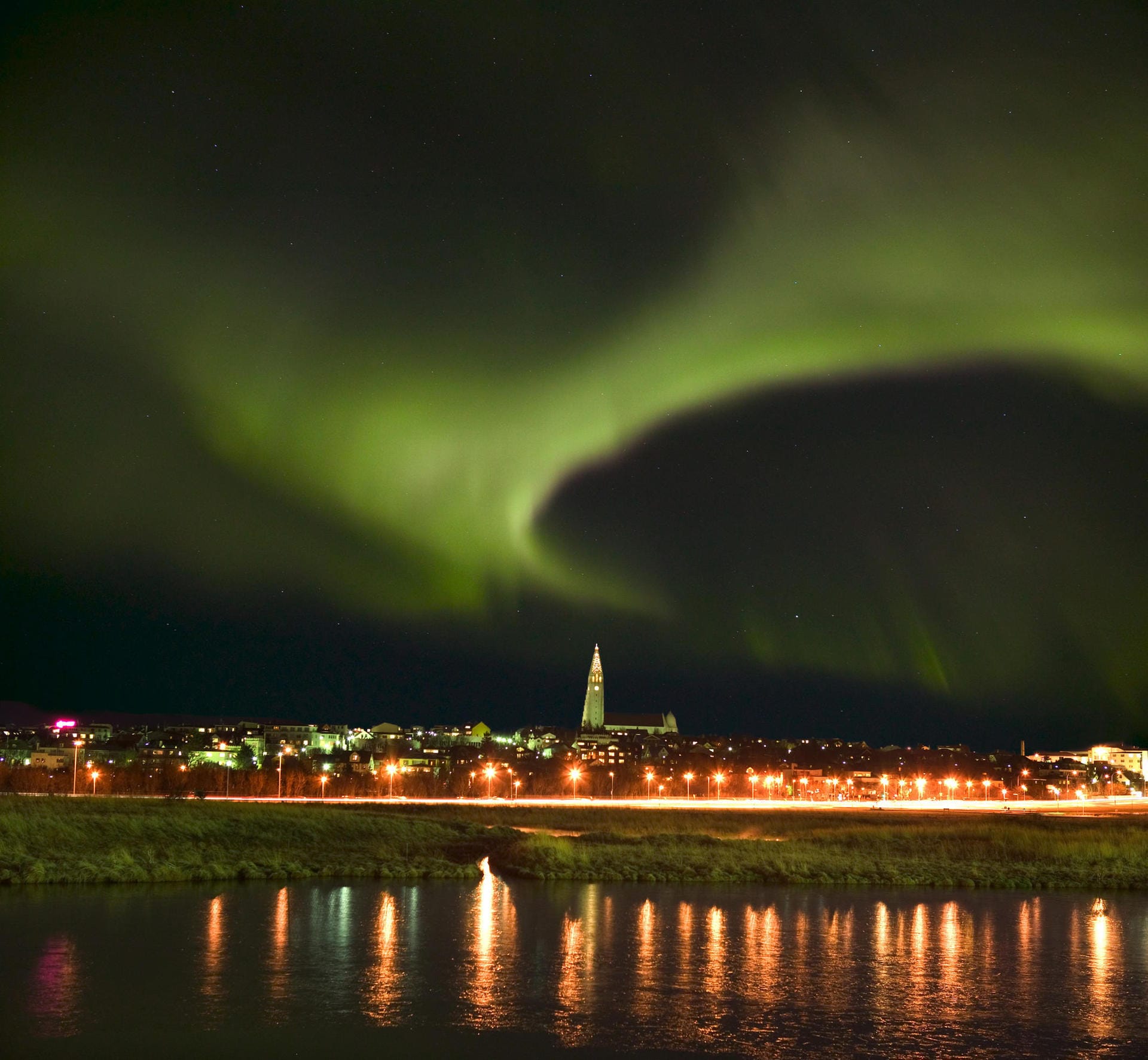 Nordlicht in Island: Das Naturphänomen ist hier besonders gut zu beobachten.