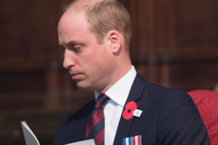 Prinz William: Bei einem Gottesdienst viel es dem jetzigen Dreifachvater sichtlich schwer, die Augen offen zu halten.