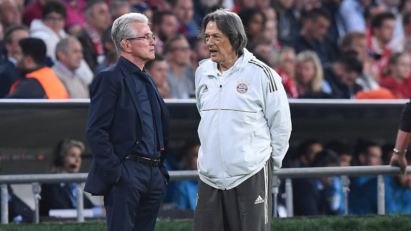 Der Arzt, dem die Bayern vertrauen: Dr. Hans-Wilhelm Müller-Wohlfahrt (r.) mit FCB-Coach Jupp Heynckes.