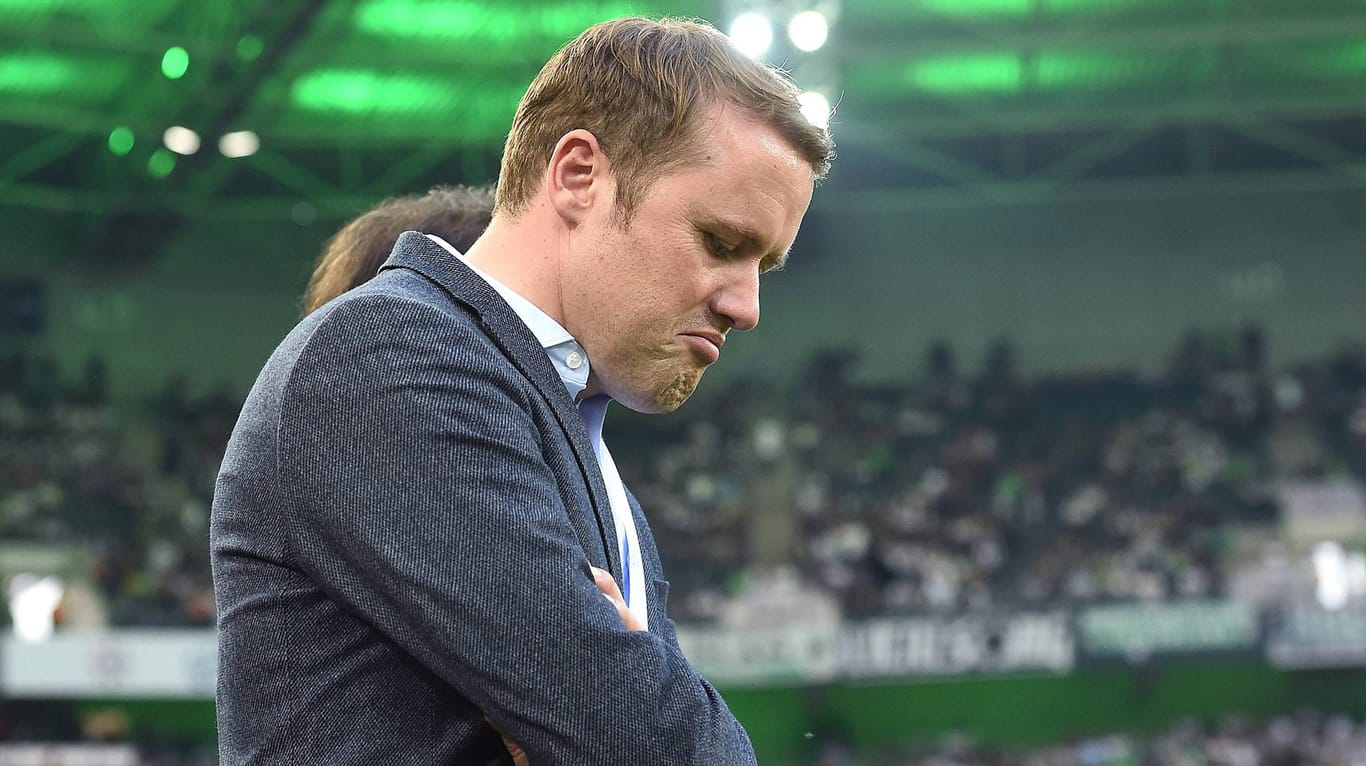 Olaf Rebbe: Wolfsburgs Manager steht offenbar vor dem Aus.