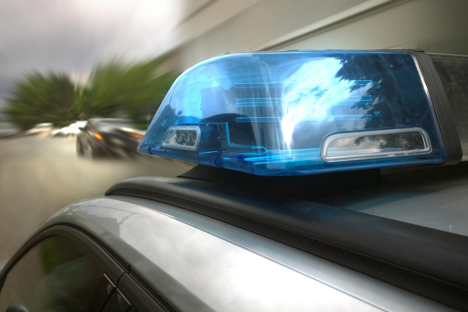Polizei-Auto auf Verfolgungsjagd: "Er wird sicher gestaunt haben, als er die Kinder entdeckt hat." (Symbolfoto)
