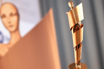 Deutscher Filmpreis: Die Trophäe wird am Freitag zum 68. Mal verliehen.