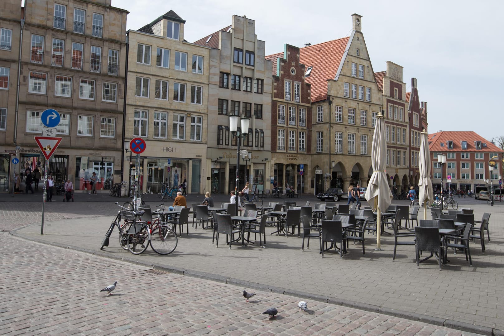 Der Marktplatz in Münster nach der Amokfahrt am 7. April: Vor allem AfD-Wähler meiden laut Umfrage öffentliche Plätze wie diesen.