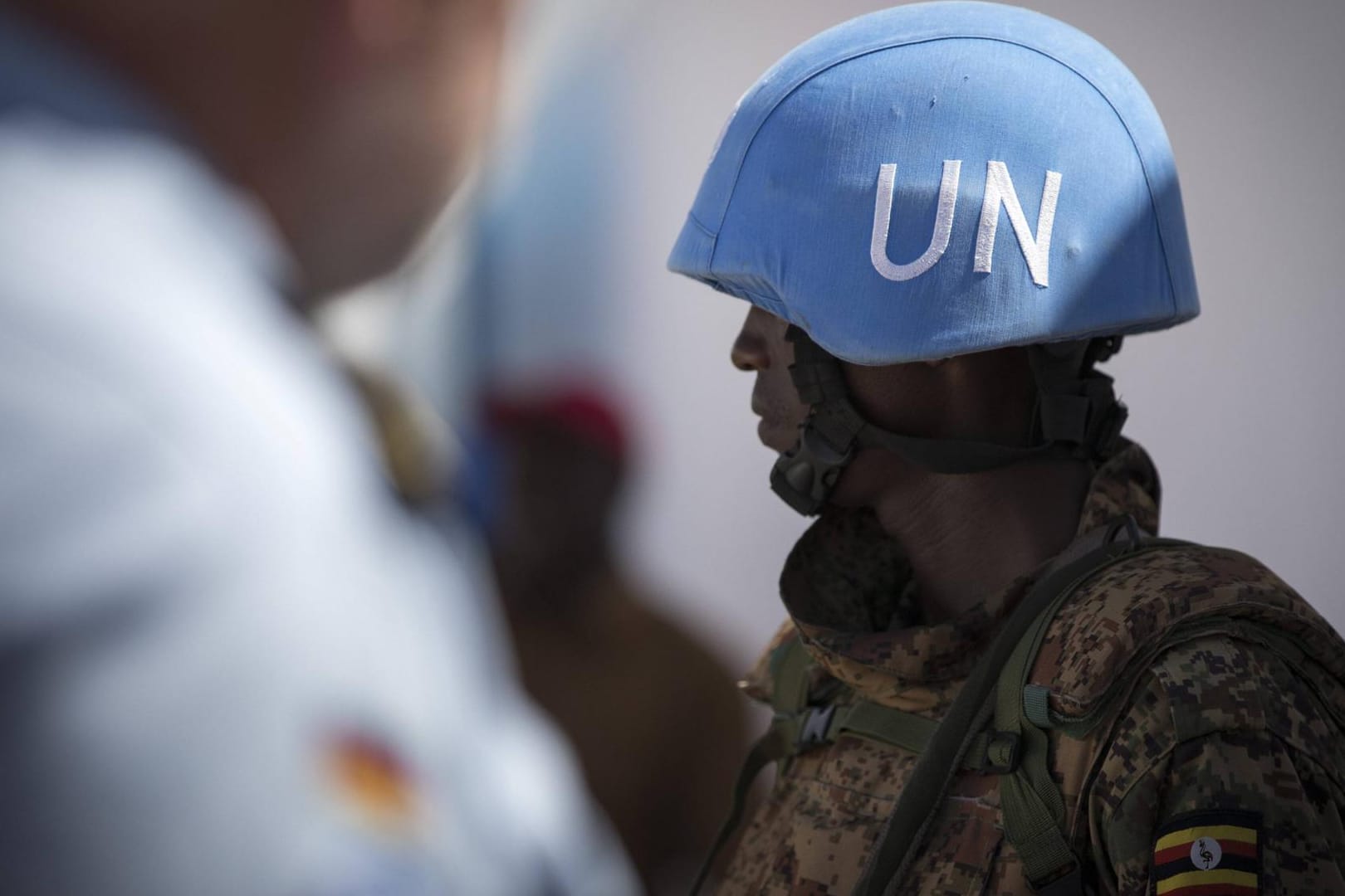 Ein Blauhelm-Soldat (Archivbild): Grenzsoldaten aus Österreich sollen syrische Polizisten am Golan nicht vor einer Todesfalle gewarnt haben.