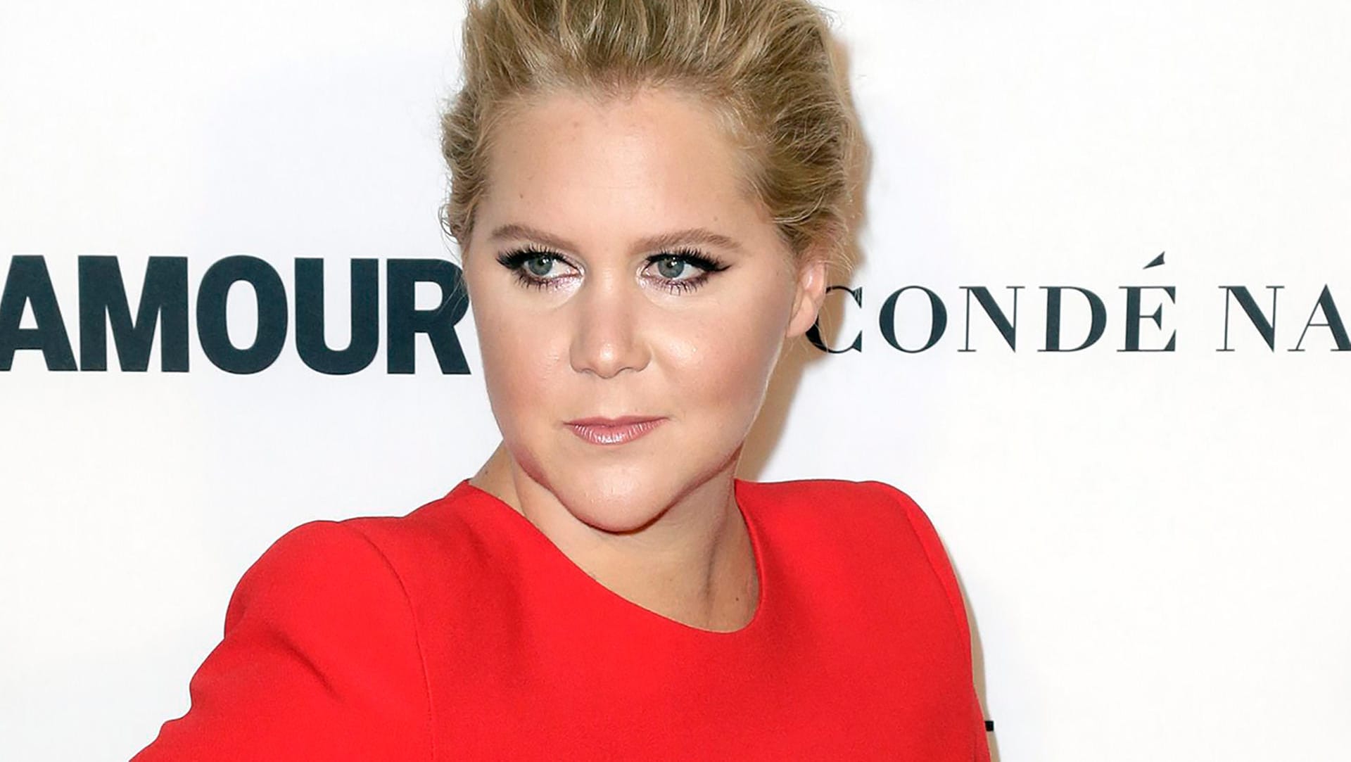 Amy Schumer: Die Schauspielerin machte schreckliche Erfahrungen mit ihrem Ex-Freund.