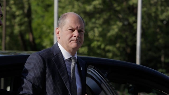 Auch unter Bundesfinanzminister Olaf Scholz sollen sich Ausgaben und Einnahmen weiter die Waage halten. Auch unter Bundesfinanzminister Olaf Scholz sollen sich Ausgaben und Einnahmen weiter die Waage halten.