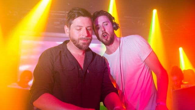 Das DJ-Duo Moonbootica feiert bald 20-jähriges Jubiläum.