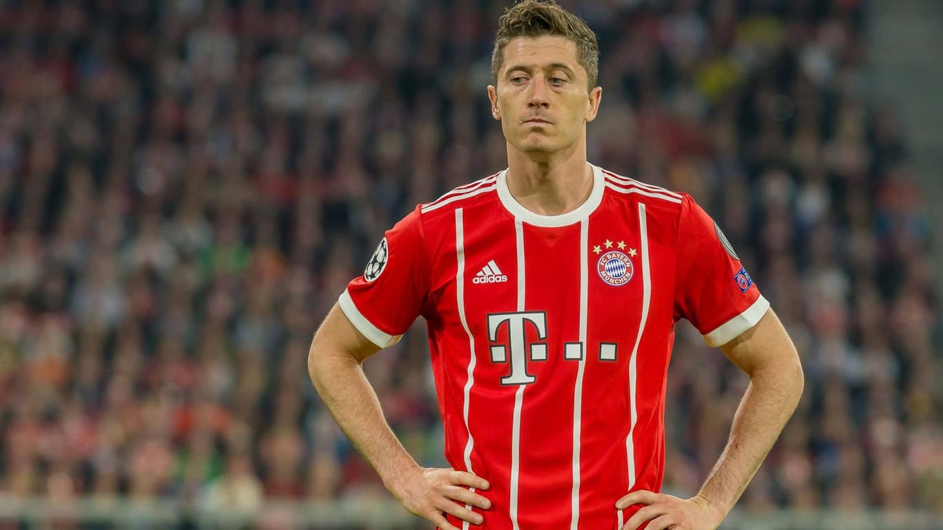 Gegen Real Madrid kaum zu sehen: Robert Lewandowski nachdenklich nach dem Hinspiel im Champions-League-Halbfinale.