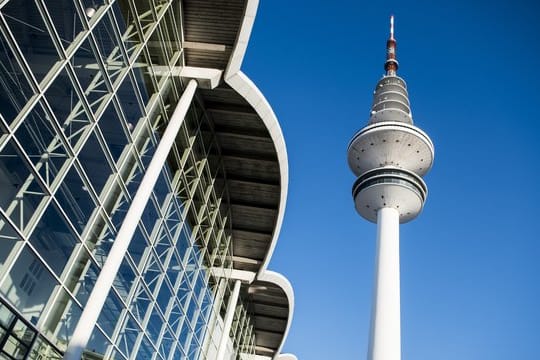 Der Hamburger Fernsehturm: Das Wahrzeichen der Stadt ist seit 23 Jahren geschlossen. In zwei Jahren soll der Betrieb weitergehen.