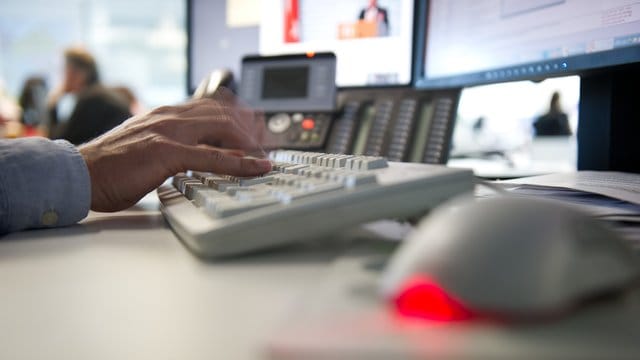 Der DGB warnt vor "moderner Sklaverei" durch die Digitalisierung.