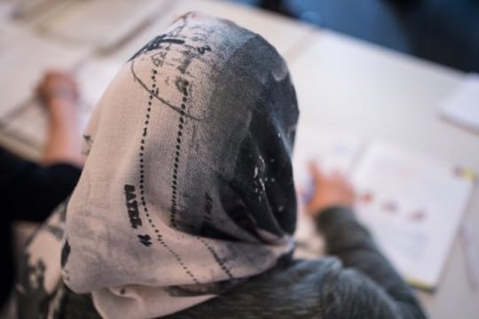 Die Integrationskurse bestehen aus einem Deutschkurs und einem "Orientierungskurs" zur Rechts- und Gesellschaftsordnung.