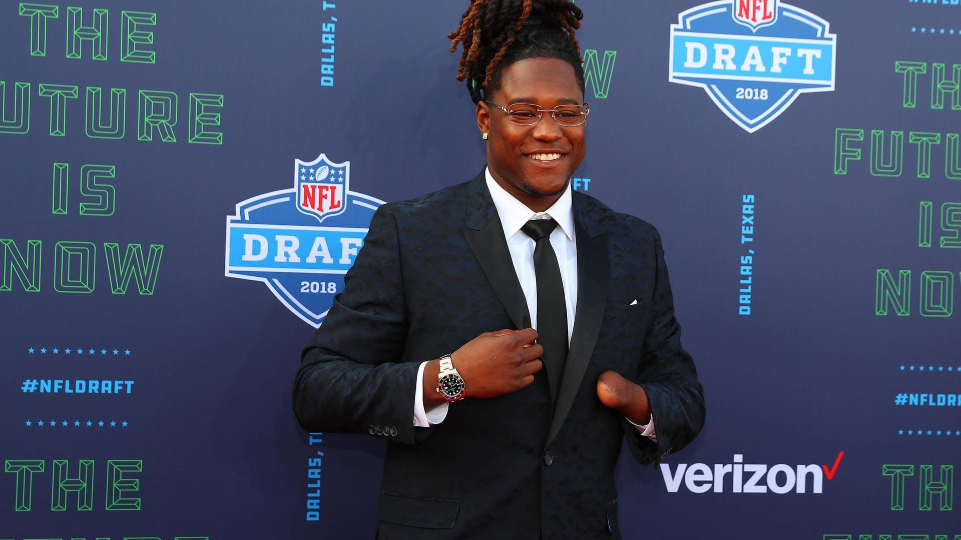 Auf dem Roten Teppich: Shaquem Griffin vor dem NFl-Draft in Arlington, Texas.