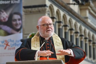Kardinal Reinhard Marx sagte auf Bayerns Ministerpräsident Söder gerichtet: Wer das Kreuz nur als kulturelles Symbol sehe, habe es nicht verstanden.