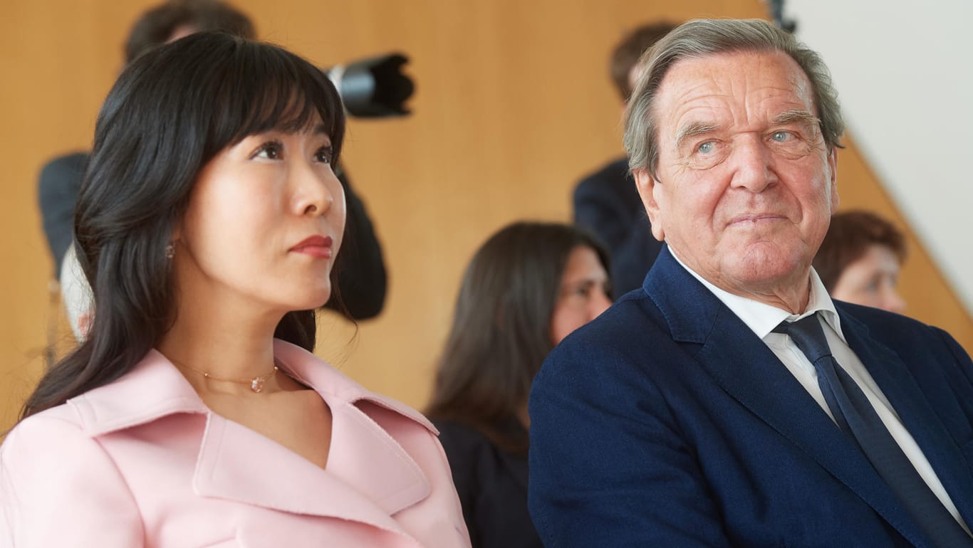 Soyeon Kim und Gerhard Schröder: Im Januar 2018 gaben die beiden die Verlobung bekannt.