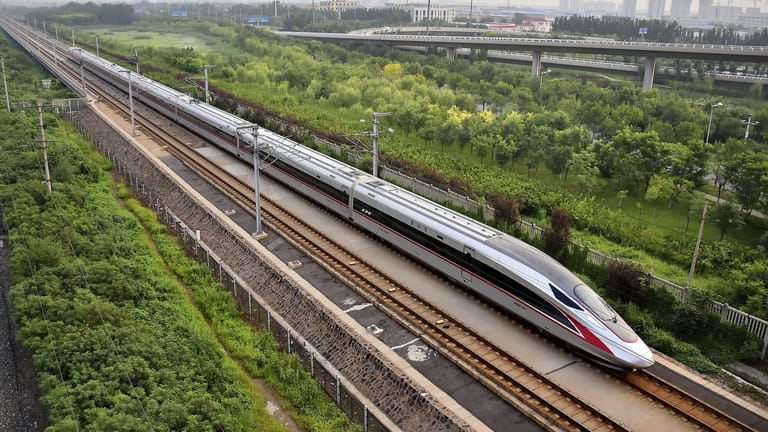 Chinas neuer Superzug: Auch der Fuxing schafft bis zu 400 km/h.