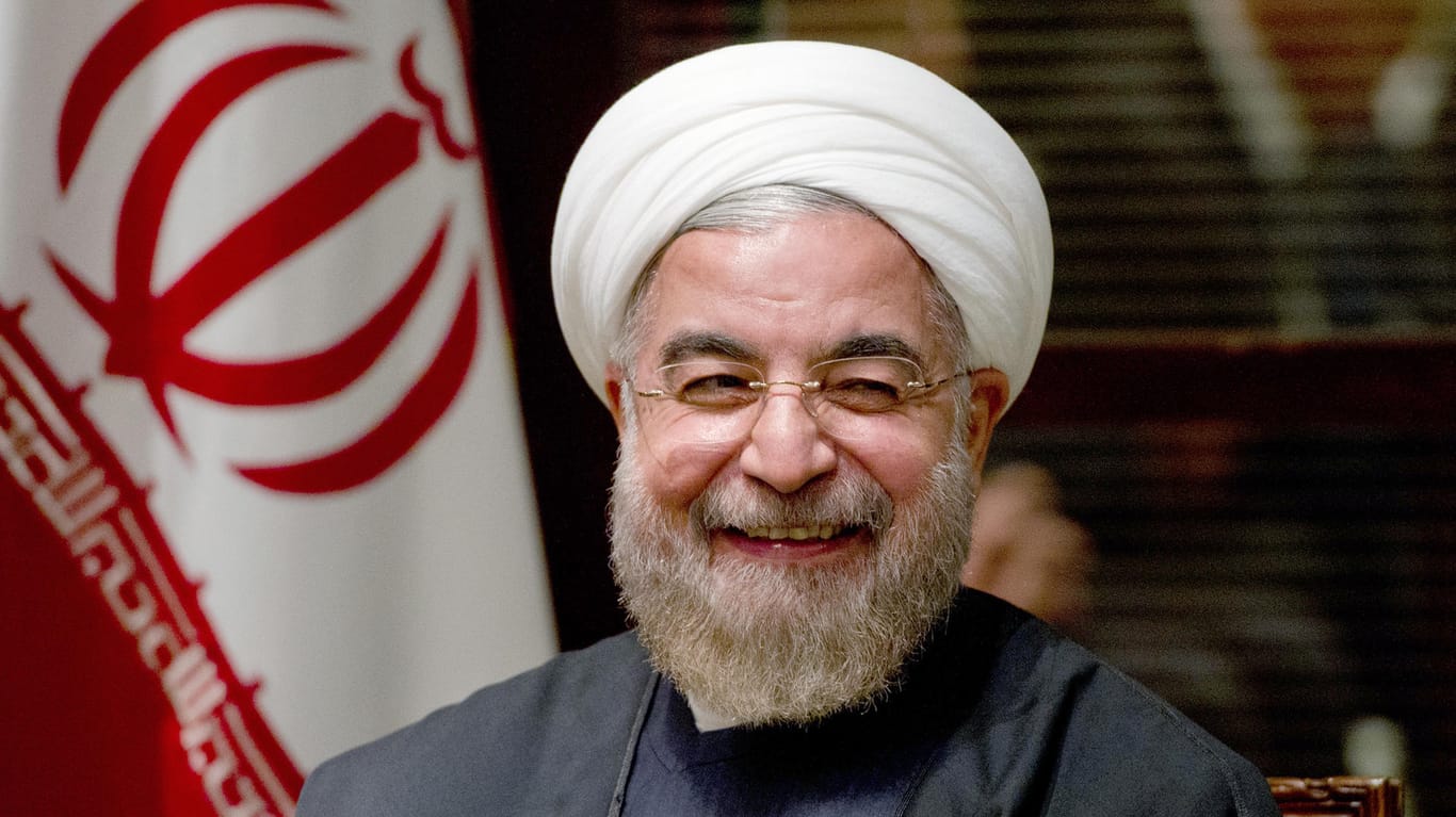 Irans Präsident Hassan Ruhani: Er hält an dem Atomabkommen fest.