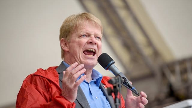 DGB-Chef Reiner Hoffmann: "Wir haben vor 100 Jahren schon den Industriekapitalismus zivilisiert. DGB-Chef Reiner Hoffmann: "Wir haben vor 100 Jahren schon den Industriekapitalismus zivilisiert.