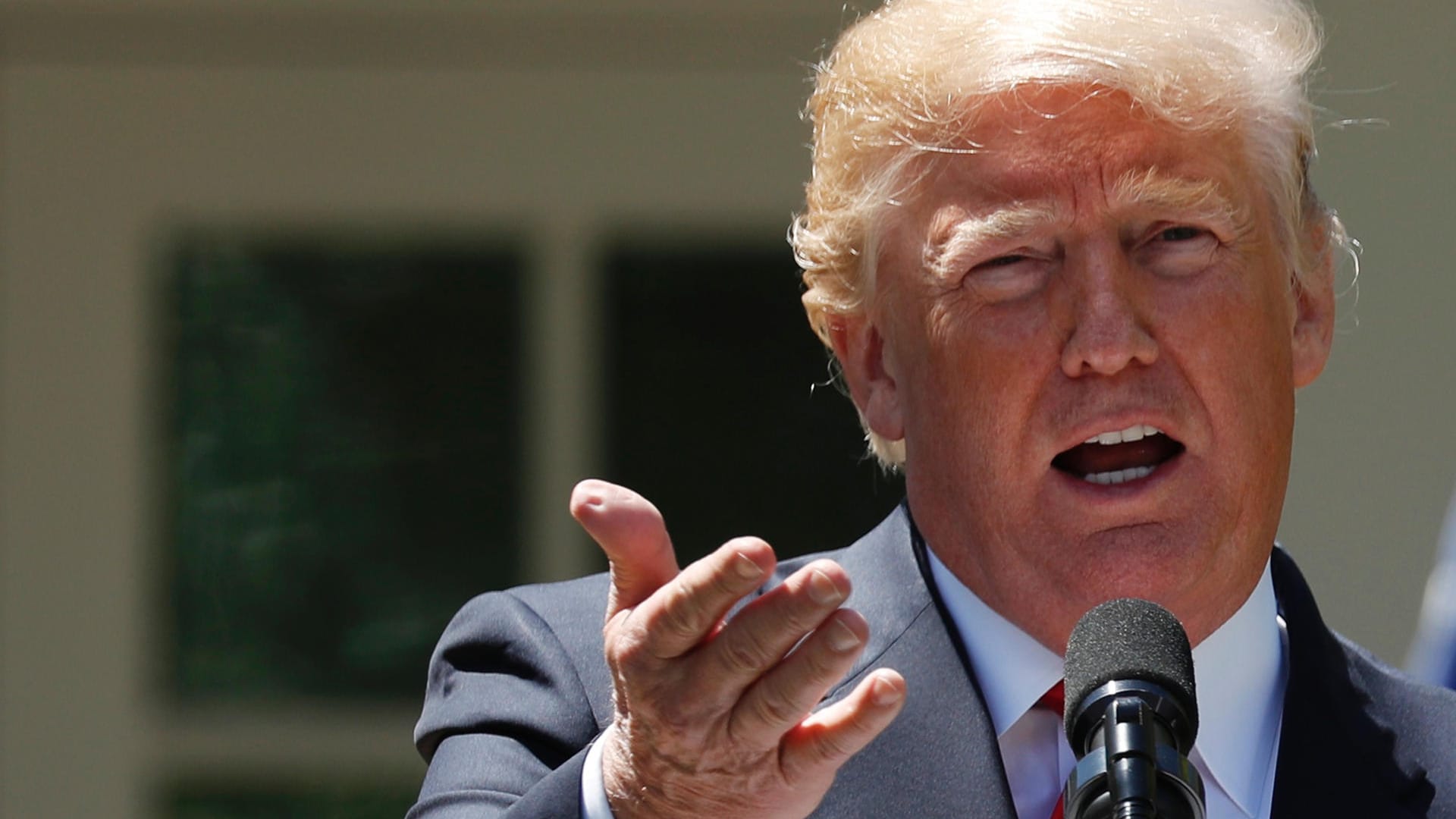 US-Präsident Donald Trump: Sein langjähriger Hausarzt fühlte sich von seinen Mitarbeitern bedroht. US-Präsident Donald Trump: Sein langjähriger Hausarzt fühlte sich von seinen Mitarbeitern bedroht.