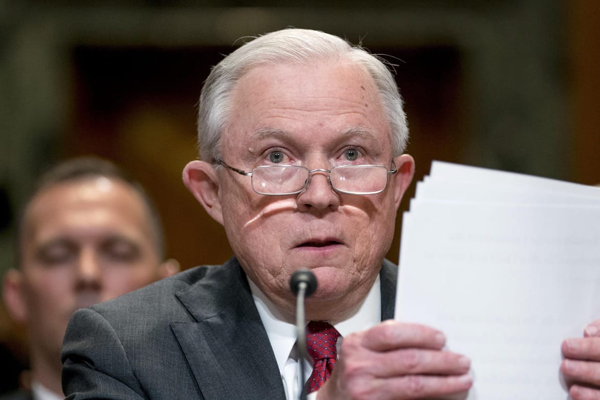 Jeff Sessions: Die US-Regierung verschärft künftig das Asylrecht für Lateinamerikaner.