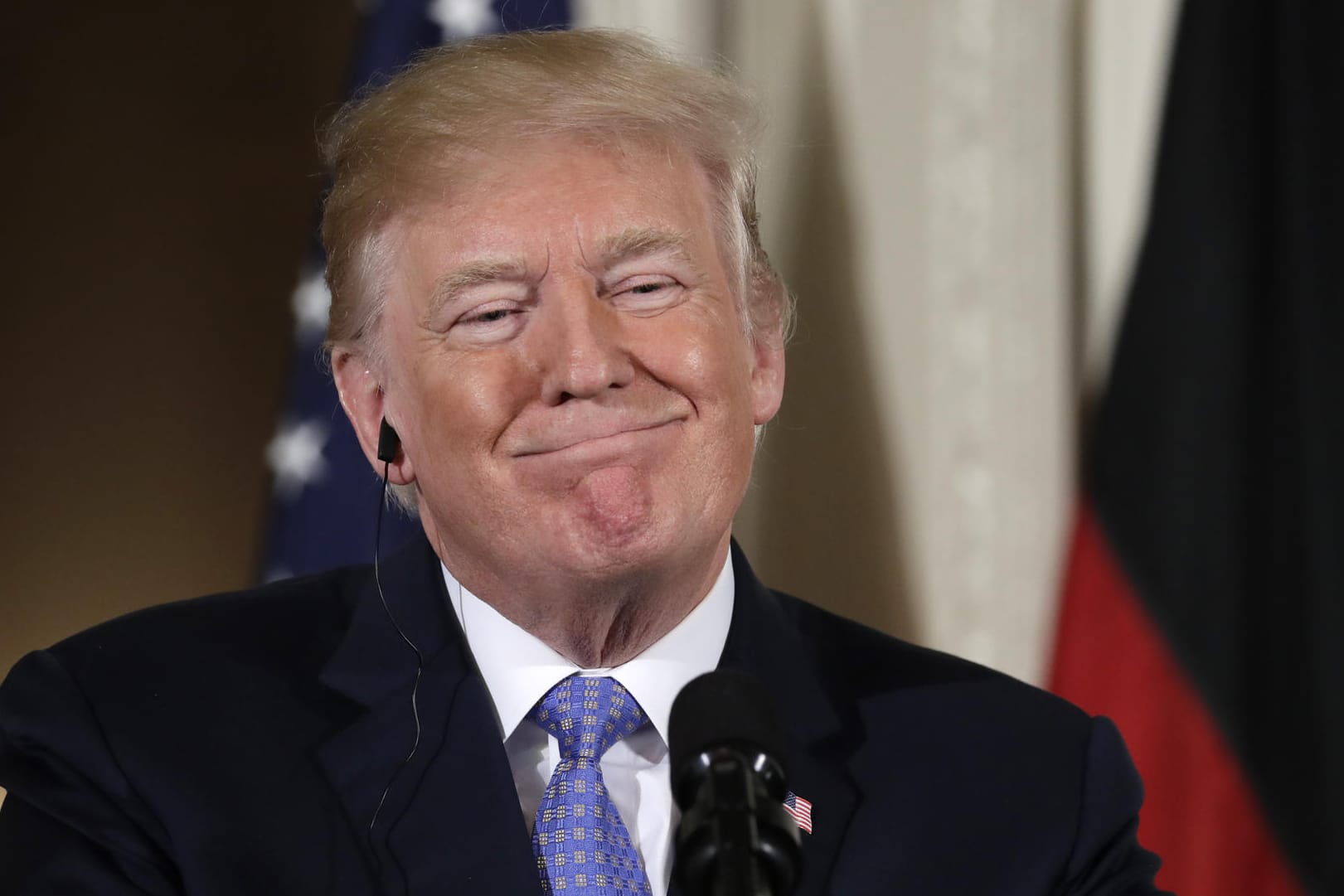 US-Präsident Donald Trump (Archiv): Wird er künftig auf die Frage, ob er von der Zahlung an Daniels wusste, noch mit Nein antworten?