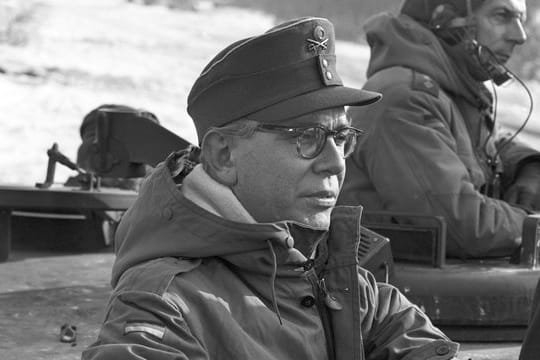 Der damalige Verteidigungsminister Kai-Uwe von Hassel soll die US-Regierung 1963 um die Belieferung mit Chemiewaffen gebeten haben.