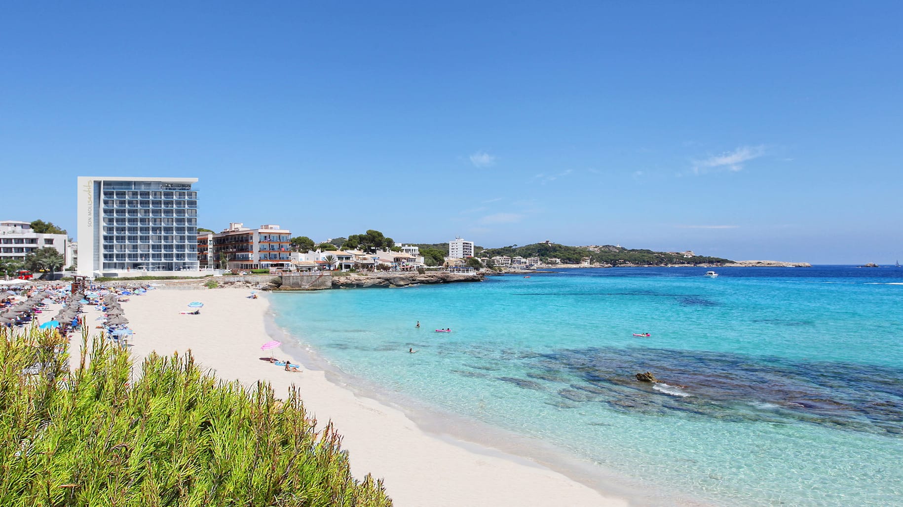 Strandlage in Cala Ratjada: Das Vier-Sterne-Hotel Son Moll Sentits.