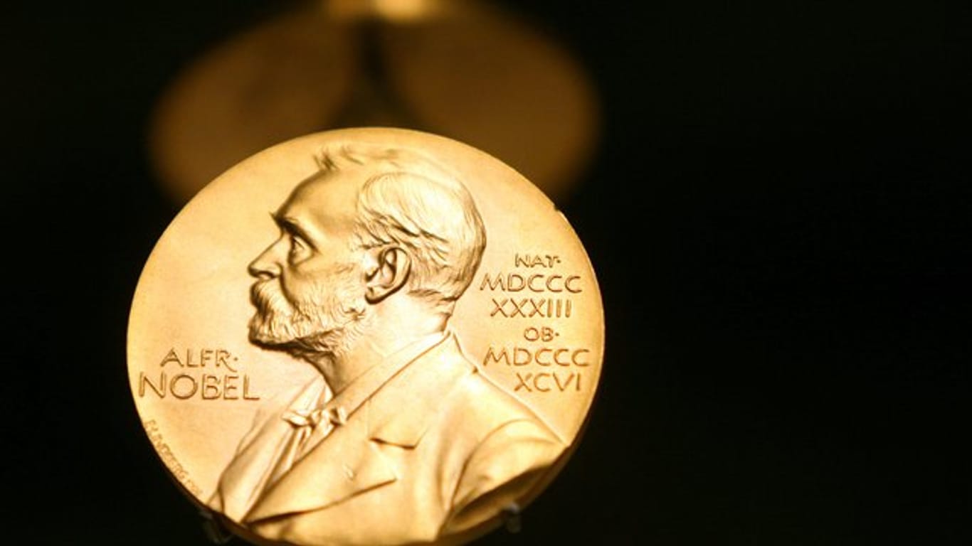 Der Literaturnobelpreis 2018 wird um ein Jahr verschoben.