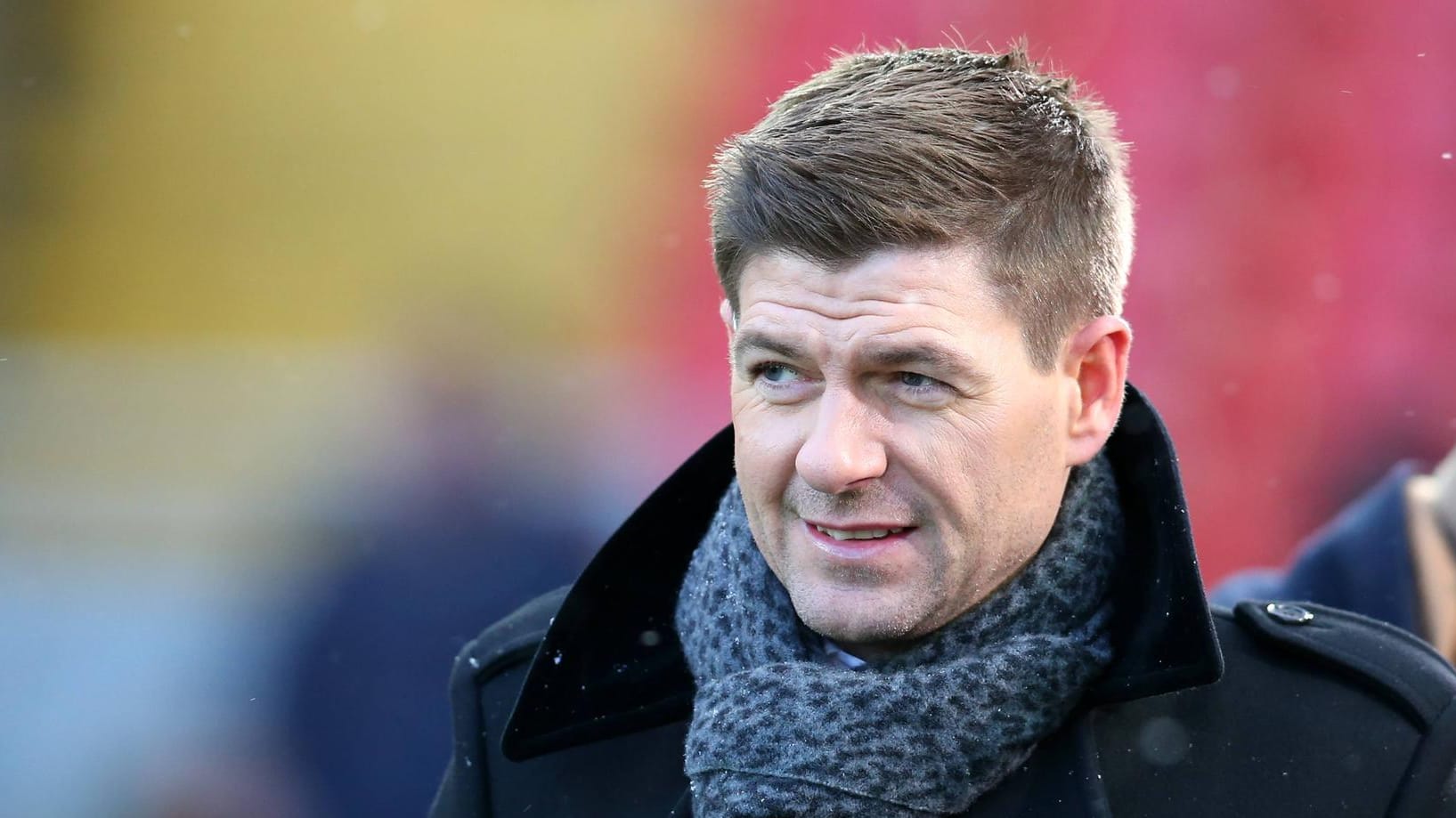 Steven Gerrard: Seinen größten Erfolg als Spieler feierte er 2005, als er mit Liverpool die Champions League gewann. Steven Gerrard: Seinen größten Erfolg als Spieler feierte er 2005, als er mit Liverpool die Champions League gewann.