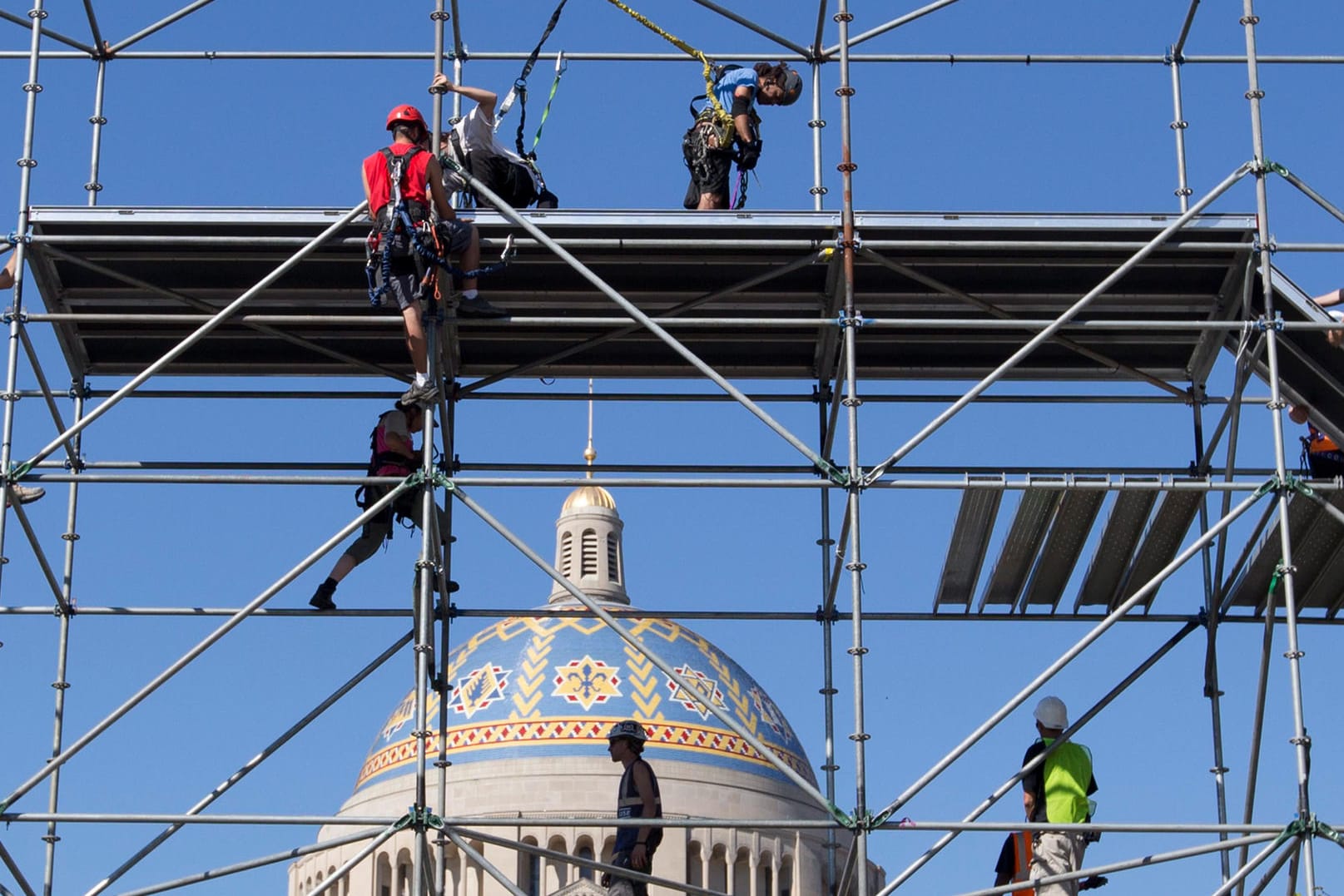 Arbeiter in Washington: Volle Auftragsbücher und ein Mangel an verfügbaren Arbeitskräften sorgen für gute Zahlen am Arbeitsmarkt. Arbeiter in Washington: Volle Auftragsbücher und ein Mangel an verfügbaren Arbeitskräften sorgen für gute Zahlen am Arbeitsmarkt.