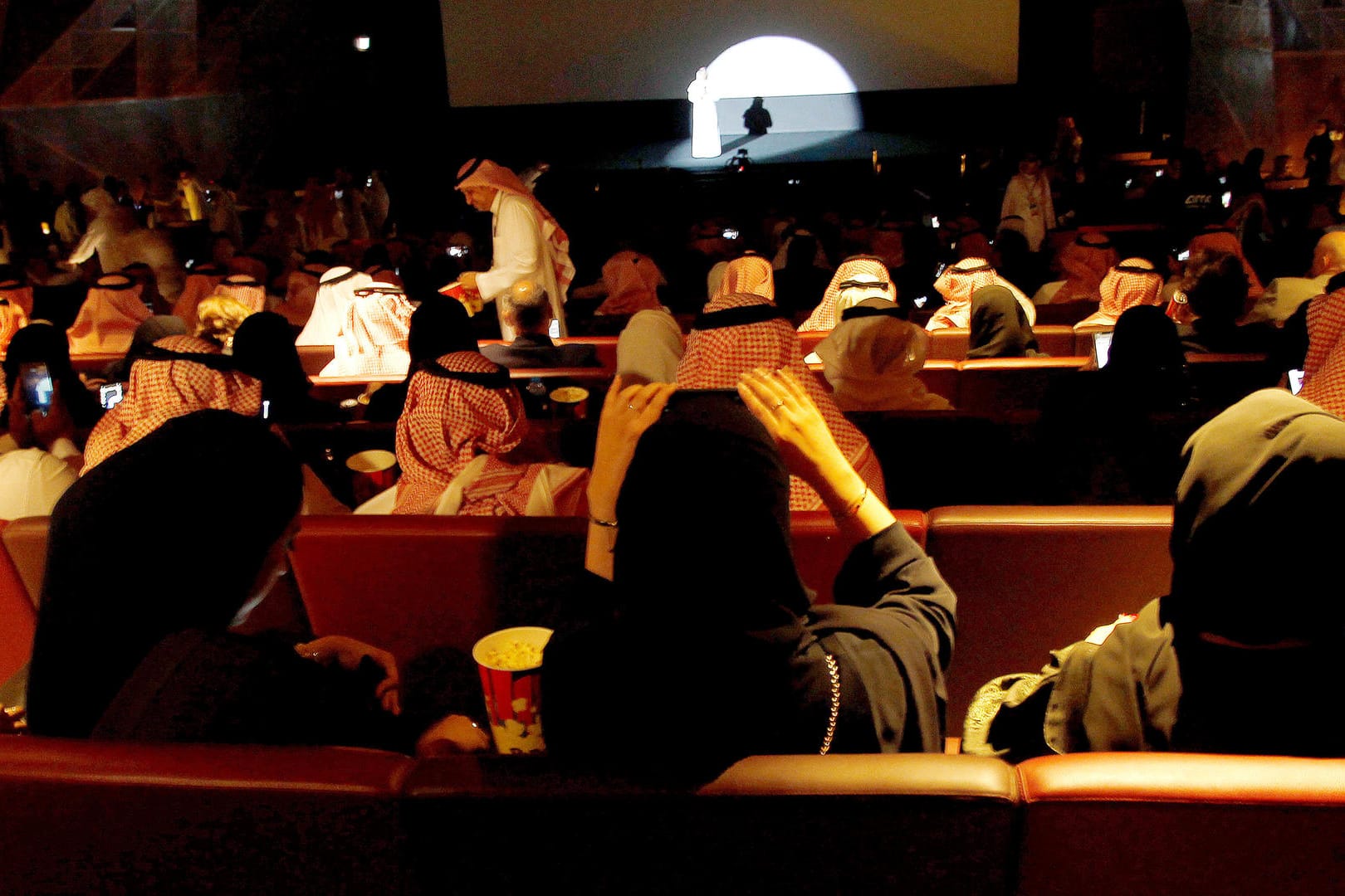 Ein Kino in Riad: Saudi-Arabien will massiv in kulturelle Einrichtungen investieren.