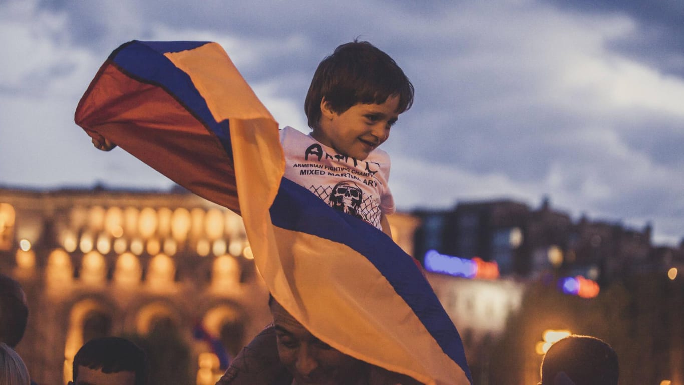 Proteste in Armenien: Auch die Kleinsten sind Teil der "samtenen Revolution".