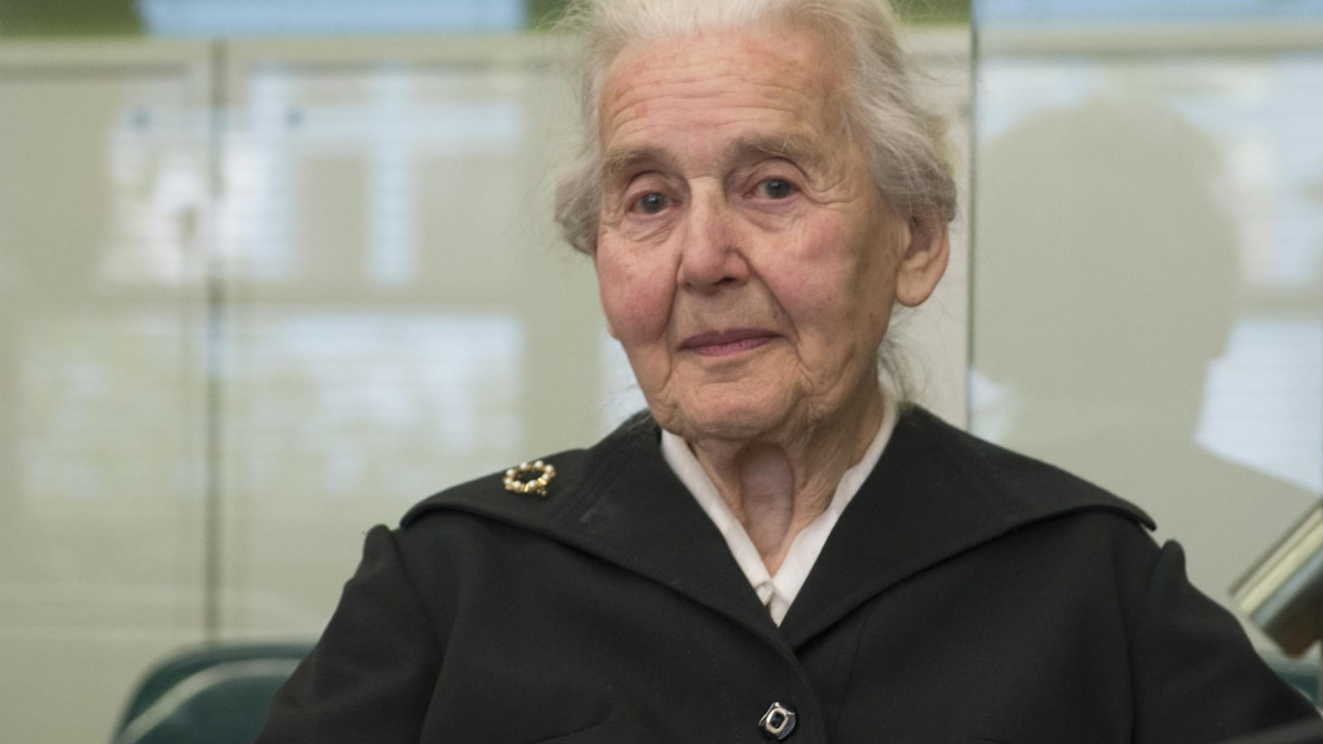 Die mehrmals wegen Volksverhetzung verurteilte Ursula Haverbeck: Sie ist nicht zu ihrem Haftantritt erschienen, nun drohen Konsequenzen.