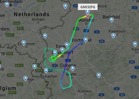 Flug ST4212 von Münster nach Münster statt nach Palma: Die Maschine mit Ziel Mallorca musste südlich von Köln umdrehen, drehte dann Schleifen, ehe sie wieder zurück nach Münster flog.
