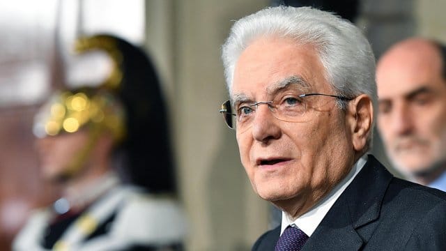 Präsident Sergio Mattarella hat die Regierungsbildung zwischen den Parteien für gescheitert erklärt. Präsident Sergio Mattarella hat die Regierungsbildung zwischen den Parteien für gescheitert erklärt.