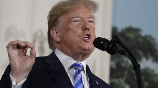 US-Präsident Donald Trump verkündet den Rückzug aus dem Atomdeal mit dem Iran. US-Präsident Donald Trump verkündet den Rückzug aus dem Atomdeal mit dem Iran.