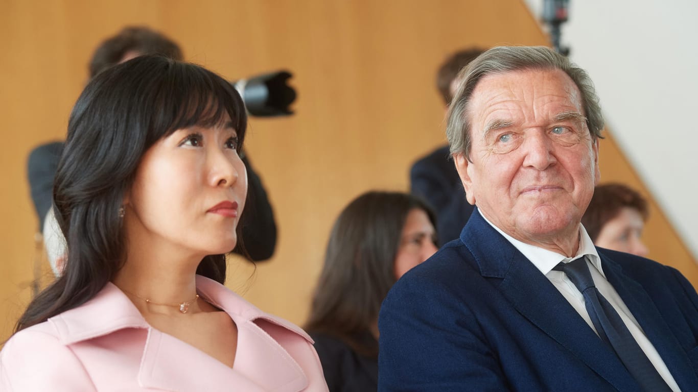 Gerhard Schröder und So Yeon Kim