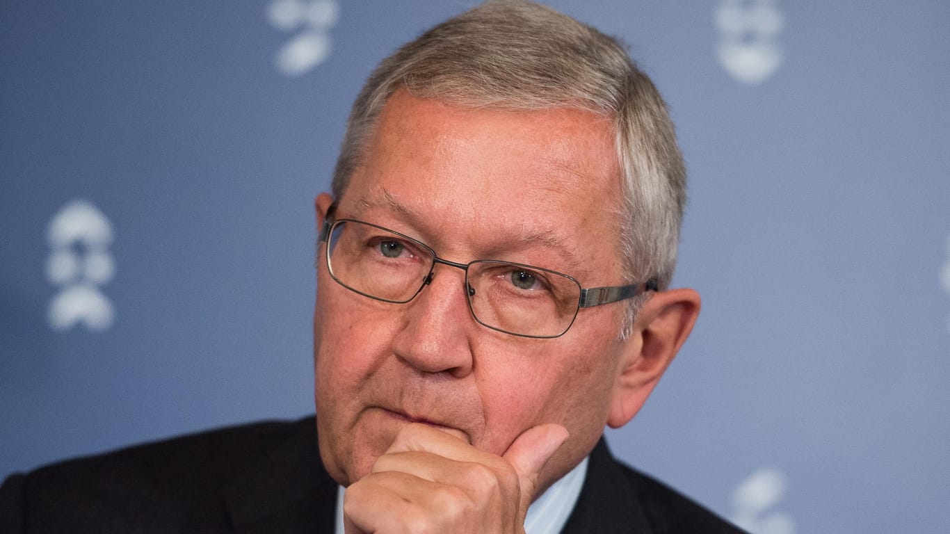 Klaus Regling: Der Chef des Euro-Rettungsschirms befürchtet eine Finanzkrise in Europa.