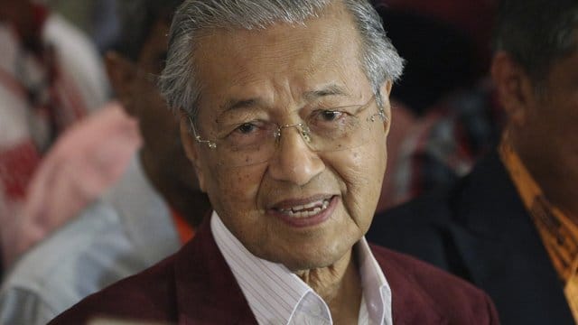Mahathir Mohamad wird erneut Regierungschef des südostasiatischen Staates. Mahathir Mohamad wird erneut Regierungschef des südostasiatischen Staates.