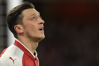 Mesut Özil: Der Spielmacher des FC Arsenal wird in England regelmäßig scharf kritisiert.