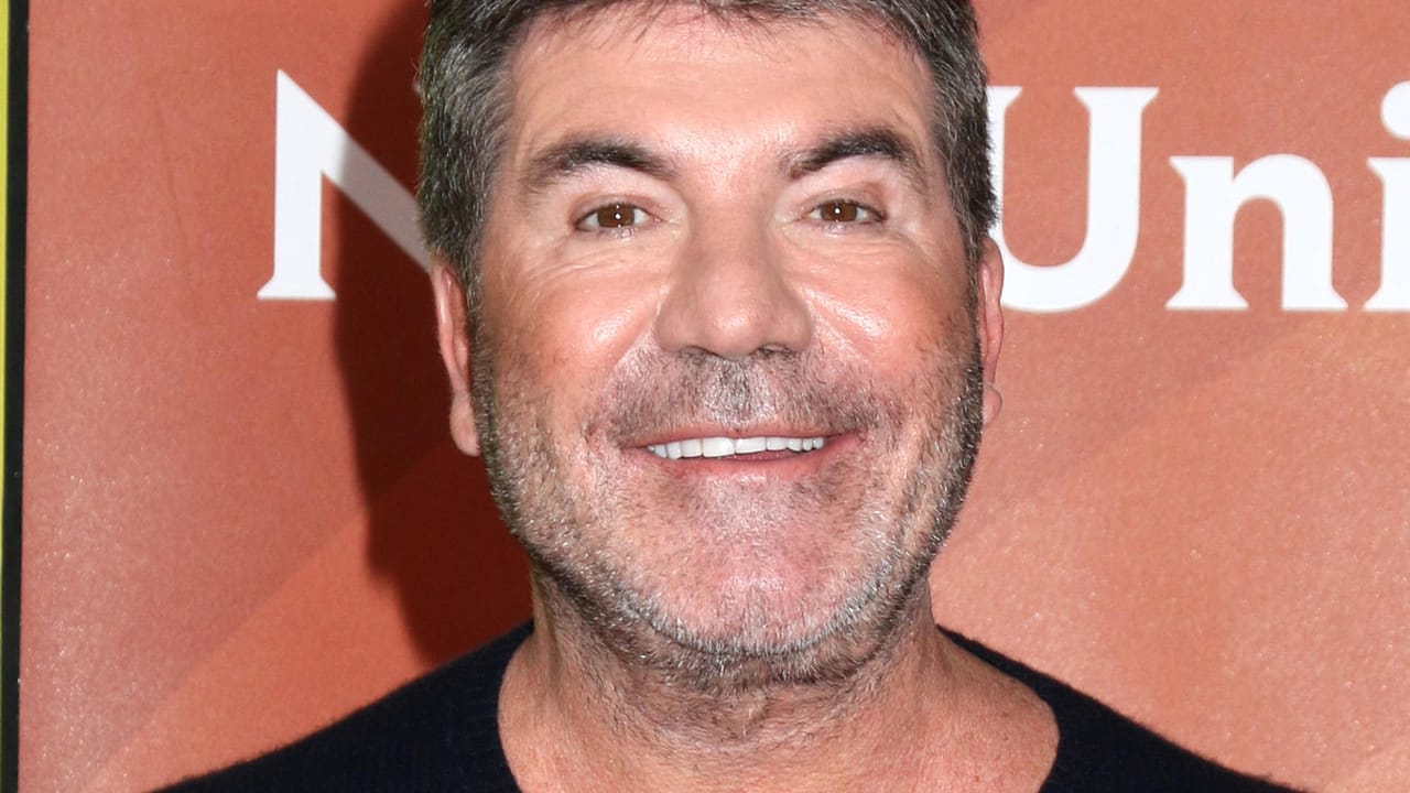 Simon Cowell: Es scheint anstrengend für ihn zu sein, die Augen aufzureißen.