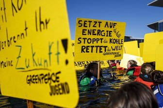 Greenpeace-Demonstration für Klimaschutz und Kohleausstieg.