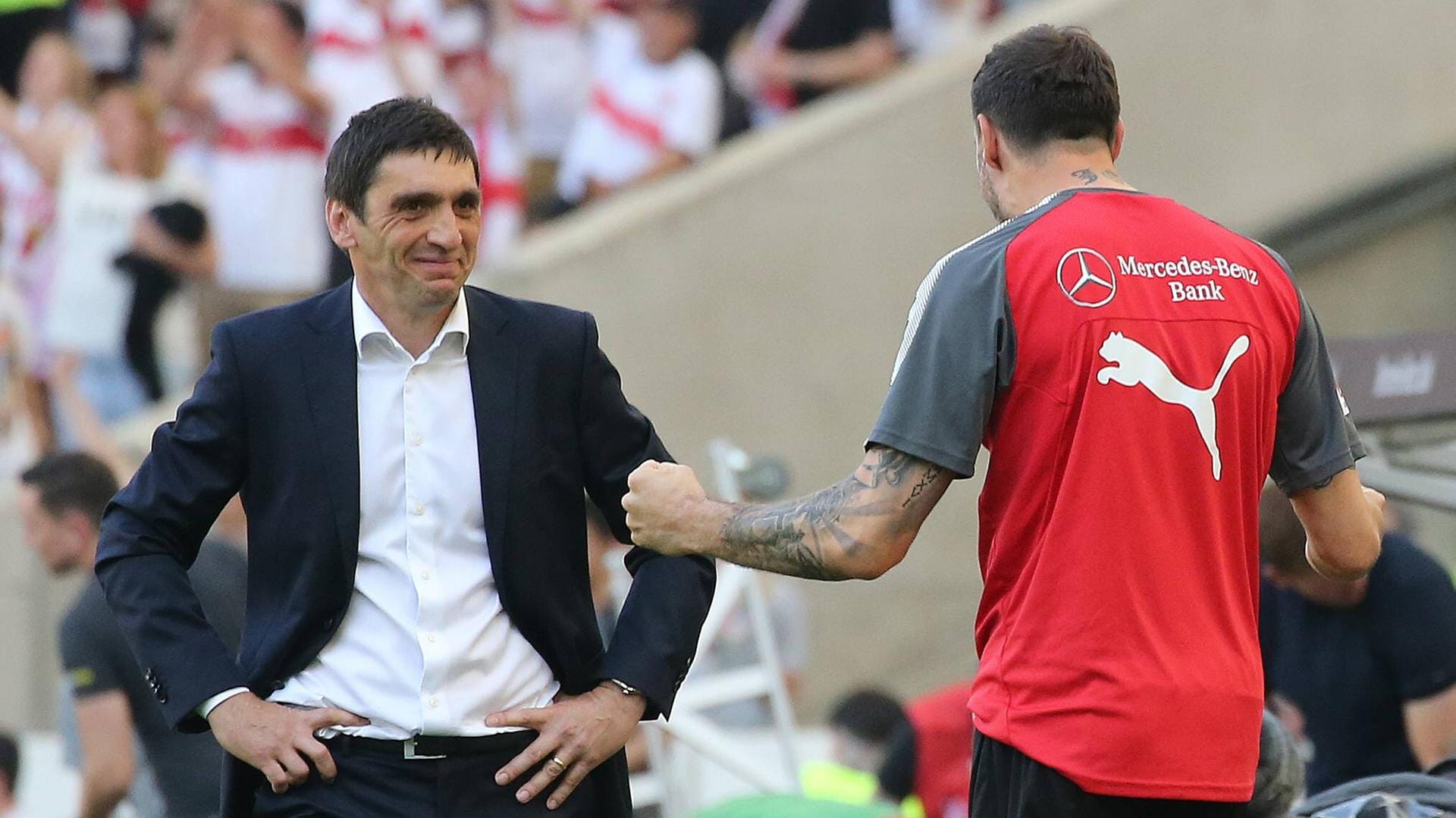 Brachte den VfB zurück in die Erfolgsspur: Trainer Tayfun Korkut (l.) feiert mit Jens Grahl den Sieg gegen Hoffenheim.