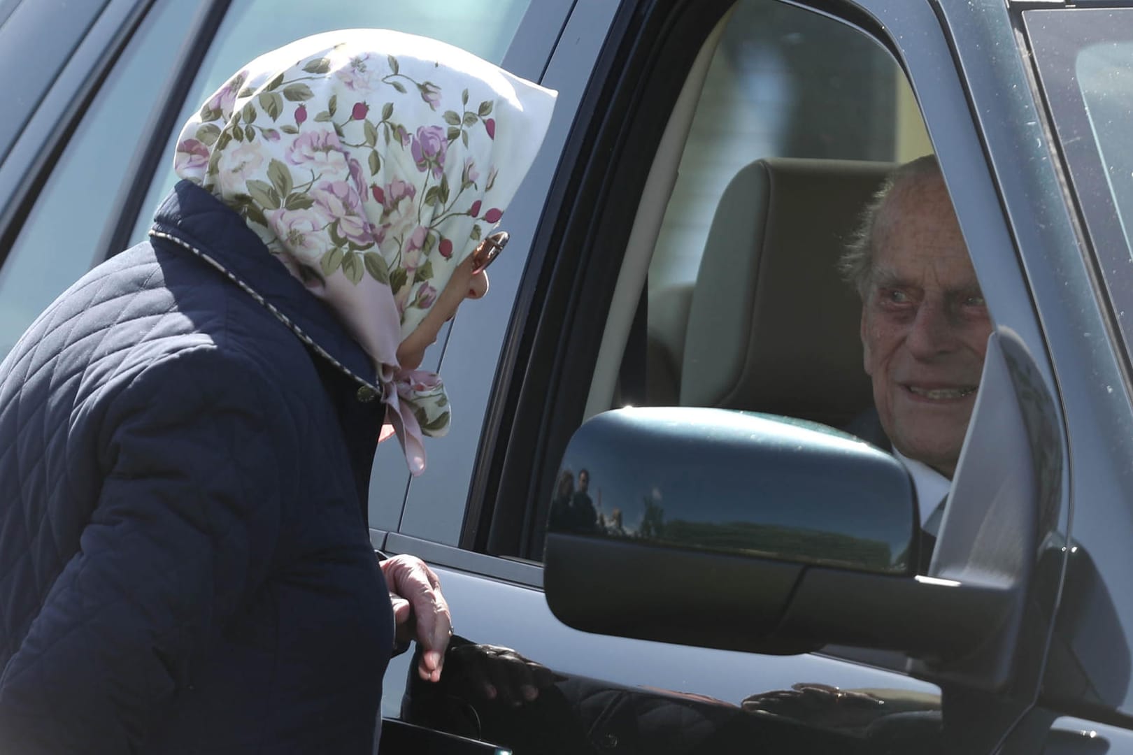 Bei der Royal Windsor Horse Show: Königin Elizabeth II. spricht mit ihrem Ehemann Prinz Philip.