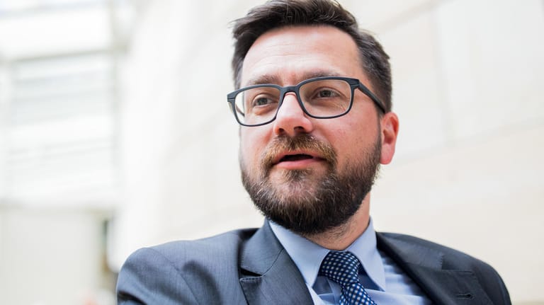 Der neue SPD-Fraktionsvorsitzende in NRW: Thomas Kutschaty räumt Fehler der SPD ein – während seine Partei auf 22 Prozent Zustimmung fällt.