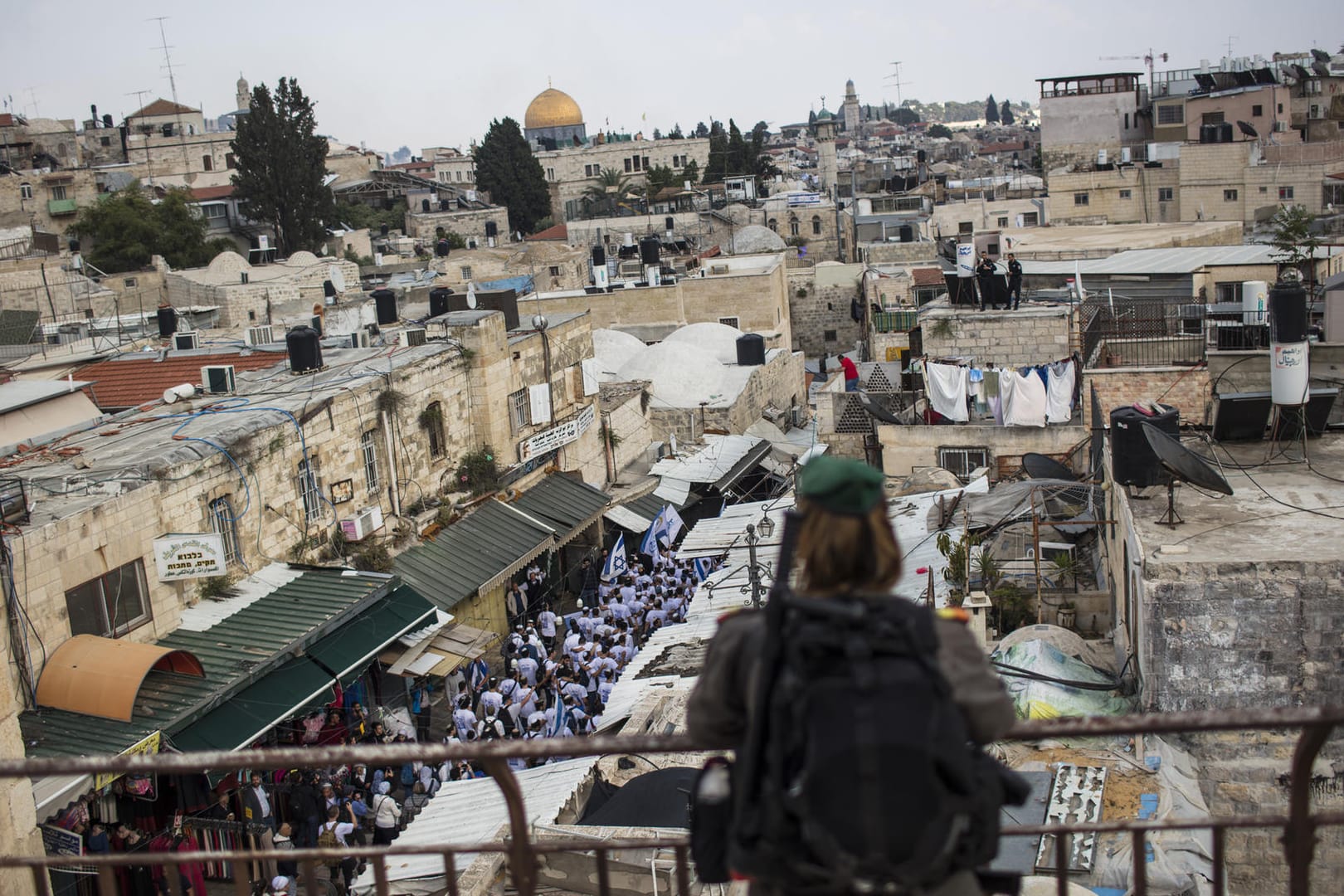 Die USA wollen ihre Botschaft in Jerusalem eröffnen, die Hamas ruft zum Sturm der Grenze auf.