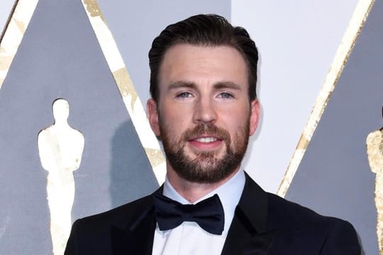 Chris Evans 2016 in Hollywood.