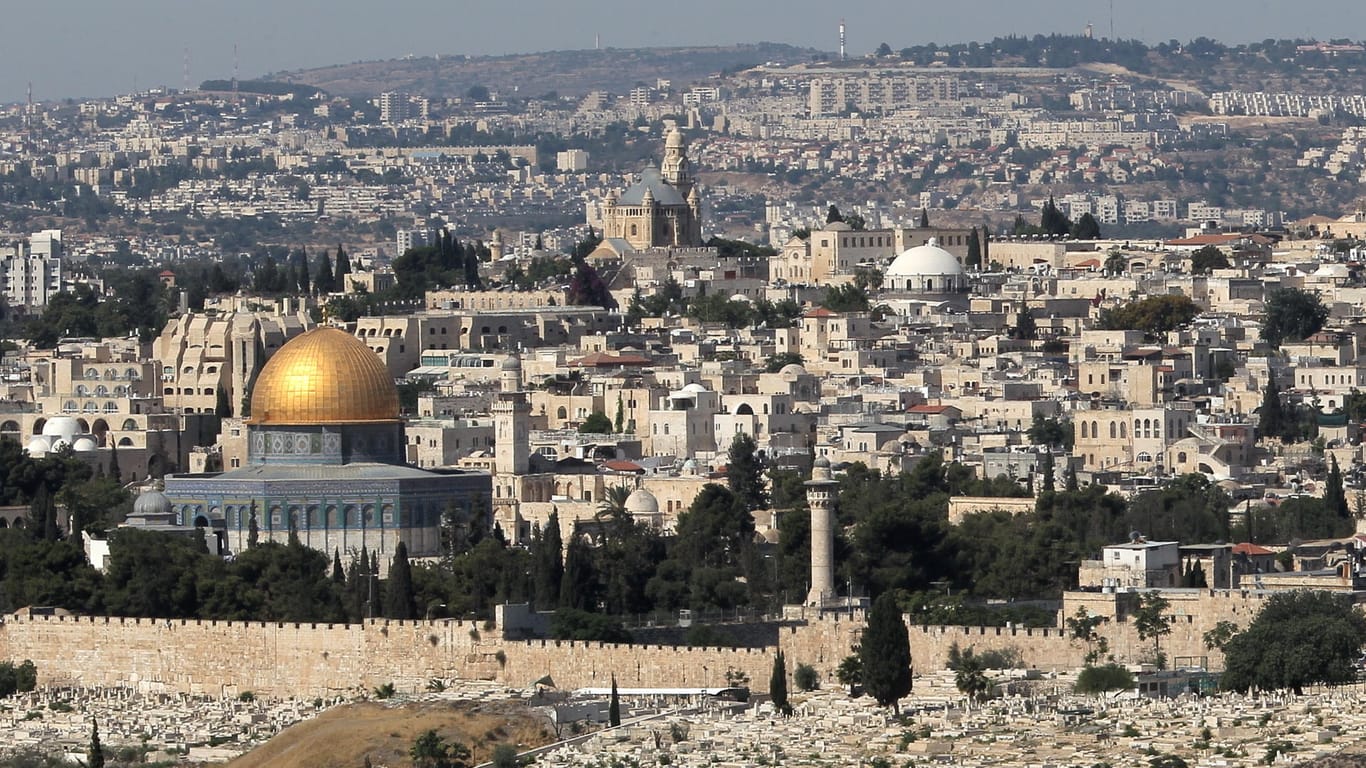 Blick vom Ölberg auf Jerusalem: Die Stadt spielt eine wichtige Rolle im Nahost-Konflikt.