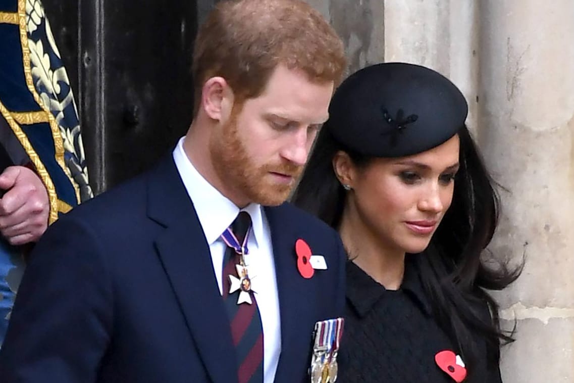 Tief betroffen: Der Skandal um Thomas Markle belastet Prinz Harry und seine Meghan sehr.