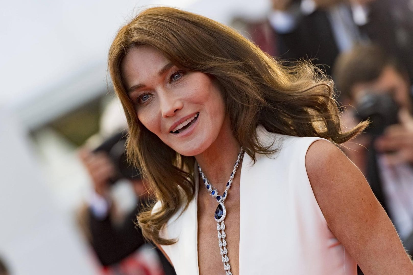 Frankreichs ehemalige First Lady: Carla Bruni ist mit ihren 50 Jahren ein richtiger Hingucker.