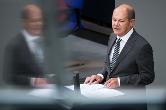 Finanzminister Scholz ist sich sicher: "Beides geht: mehr Investitionen ohne neue Schulden.